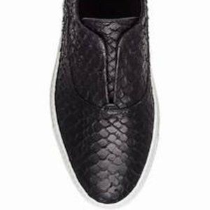 VINCE Women's Nelson Slip-on Sneaker Black Python